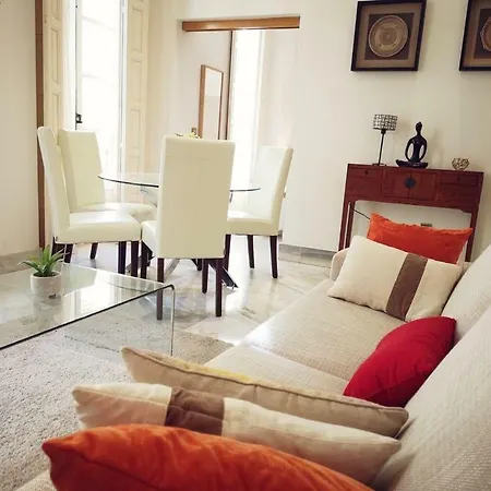 Luxury Centre Apartment